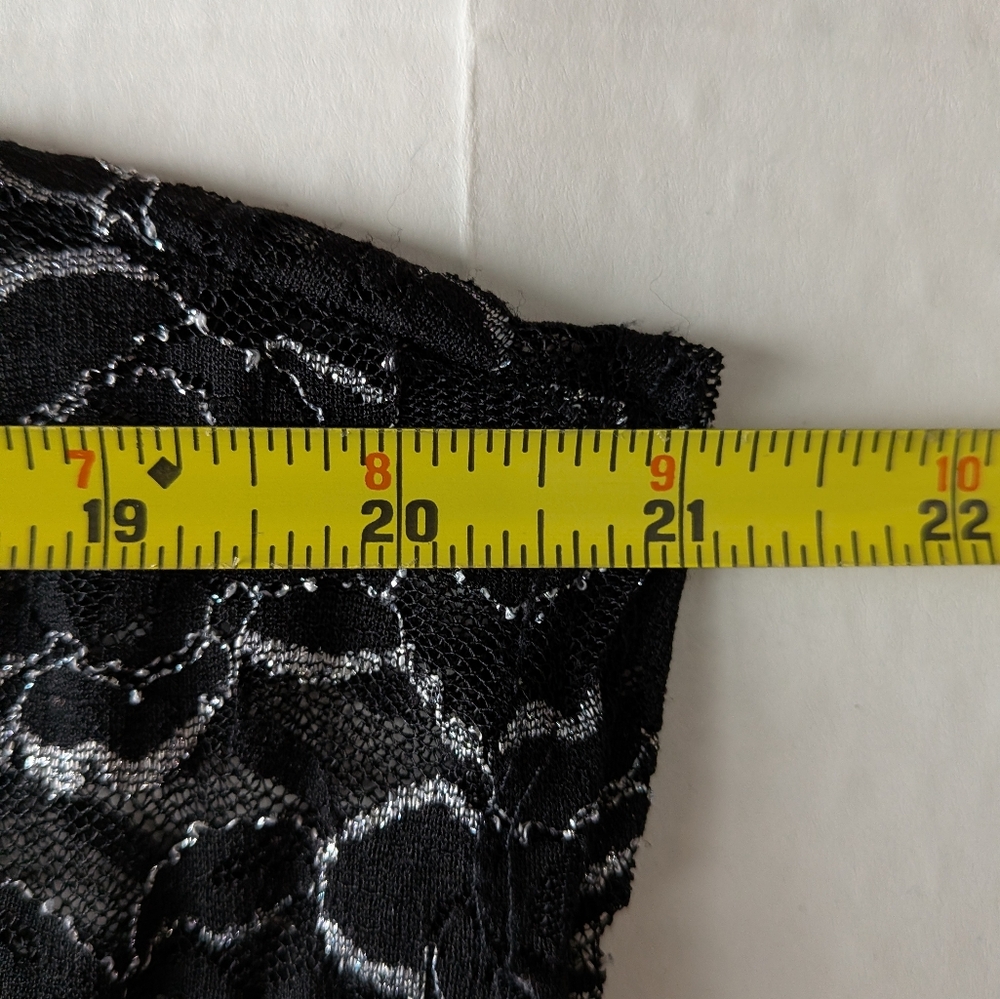 Body Central Black Sheer Lace Top Women's - Picture 7 of 12